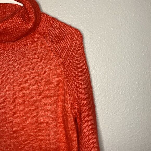 Loft Burnt Orange Soft Ribbed Woven Turtleneck Size Small - Picture 3 of 10